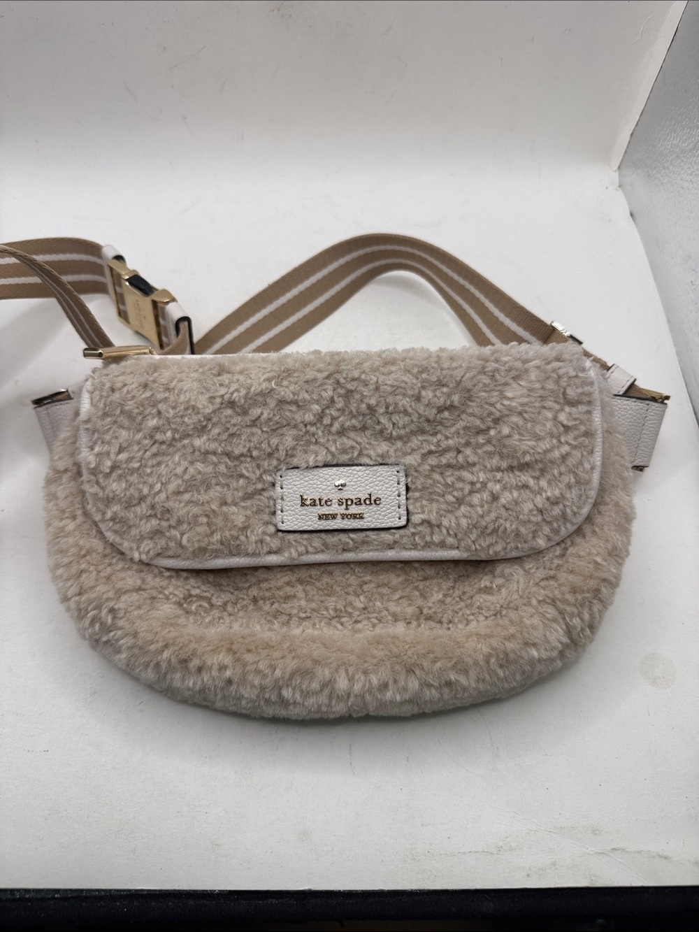 Kate Spade Rosie Faux Shearling Waist Belt Bag Fanny Pack Tan Fuzzy Furry Boho - Picture 2 of 16